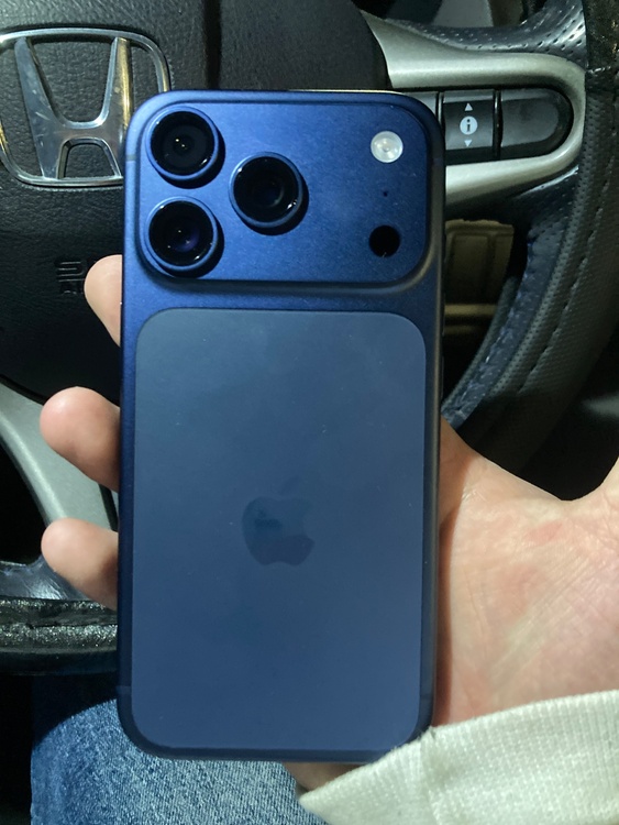 iPhone 17 Pro 256GB SIMフリー（スマホ）の商品画像 - 査定依頼日：2026年1月7日 - 最高査定価格：139,000円