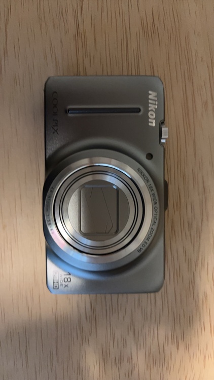 Nikon Coolpix s9300（カメラ）の商品画像 - 査定依頼日：2026年3月21日 - 最高査定価格：10,000円