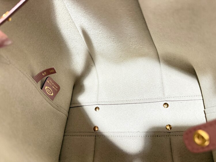 トッズ　タイムレスミニショッピングバッグ（ブランドバッグ）の商品画像 - 査定依頼日：2025年5月26日 - 最高査定価格：100,000円