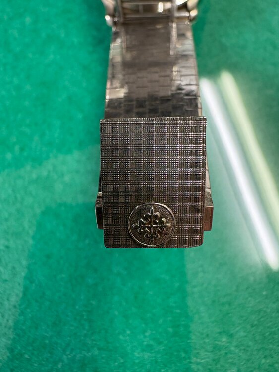 570（高級時計）の商品画像 - 査定依頼日：2025年4月23日 - 最高査定価格：3,600,000円