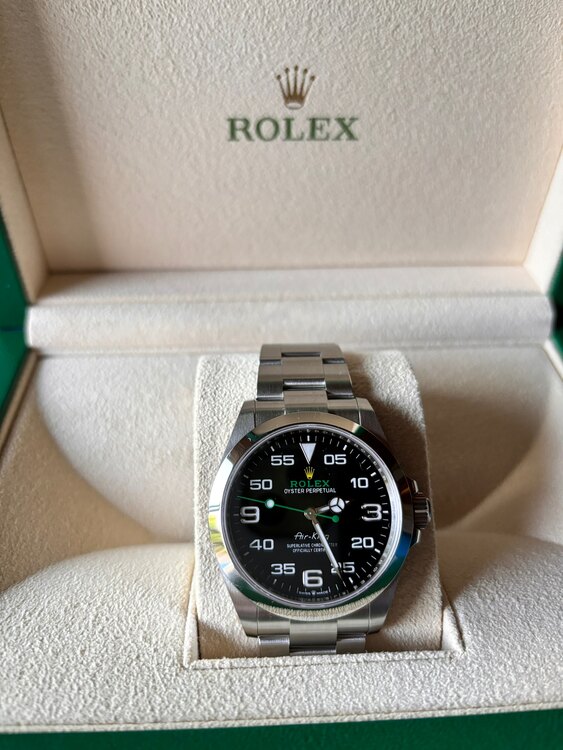 ロレックス エアキング 12690（高級時計）の商品画像 - 査定依頼日：2025年1月11日 - 最高査定価格：1,300,000円