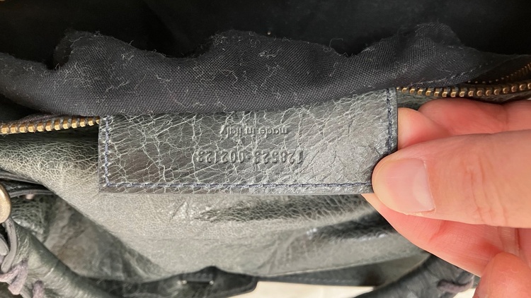 バレンシアガ  （ブランドバッグ）の商品画像 - 査定依頼日：2026年2月23日 - 最高査定価格：98,000円