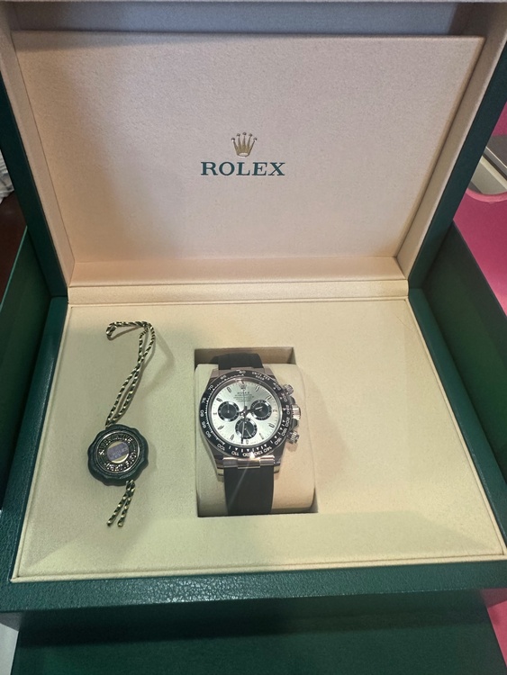 ROLEX COSMOGRAPH DAYTONA STEEL/BRIGHT BLACK（高級時計）の商品画像 - 査定依頼日：2026年8月27日 - 最高査定価格：9,000,000円