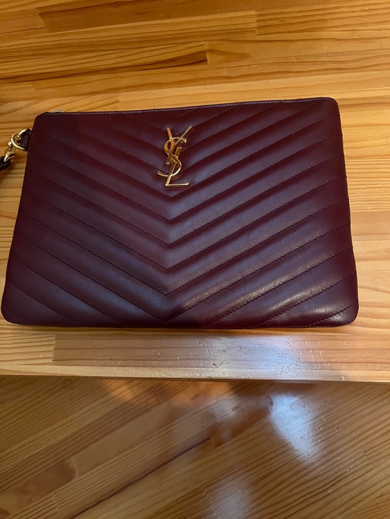 クラッチバッグ（ブランドバッグ）の商品画像 - 査定依頼日：2026年3月4日 - 最高査定価格：50,000円