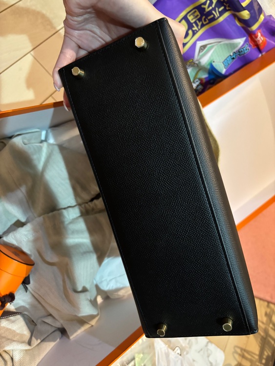 ケリー28（ブランドバッグ）の商品画像 - 査定依頼日：2025年6月6日 - 最高査定価格：2,950,000円