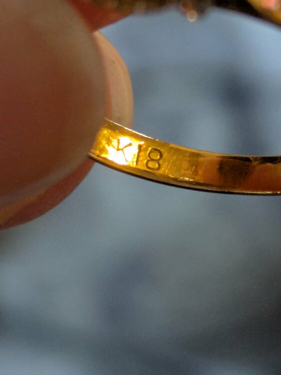 指輪（宝石）の商品画像 - 査定依頼日：2025年12月16日 - 最高査定価格：200,000円