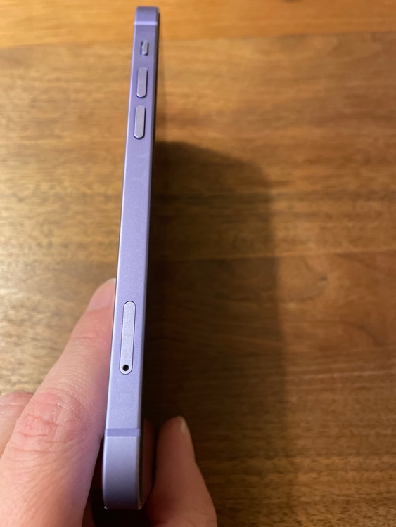 iPhone 12 128GB SIMフリー（スマホ）の商品画像 - 査定依頼日：2026年2月17日 - 最高査定価格：27,000円