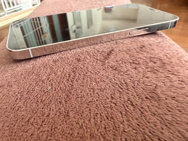 iPhone 12 Pro 256GB Softbank（スマホ）の商品画像 - 査定依頼日：2025年11月16日 - 最高査定価格：32,000円