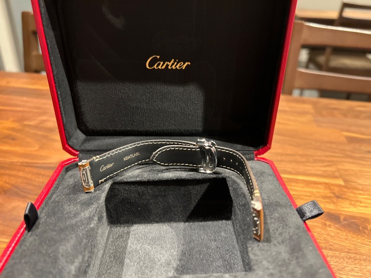 カルティエ サントス W2SA001（高級時計）の商品画像 - 査定依頼日：2025年10月20日 - 最高査定価格：1,300,000円