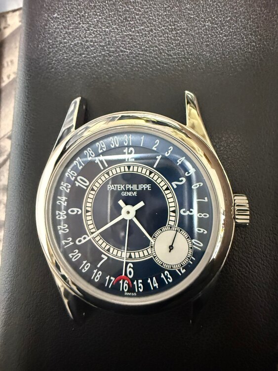 パテックフィリップ カラトラバ 6000G-01（高級時計）の商品画像 - 査定依頼日：2025年4月9日 - 最高査定価格：2,600,000円