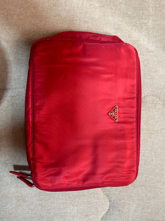 トラベルポーチ（ブランドバッグ）の商品画像 - 査定依頼日：2026年1月18日 - 最高査定価格：10,000円