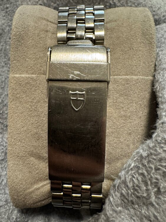 チューダー サブマリーナー 75090 ブラック ステンレススチール（高級時計）の商品画像 - 査定依頼日：2025年1月22日 - 最高査定価格：500,000円