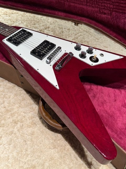 Flying V（ピアノ・楽器・PA機材）の商品画像 - 査定依頼日：2026年4月20日 - 最高査定価格：150,000円