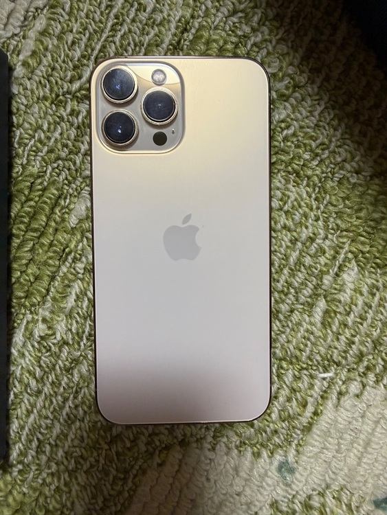 MLJ63J/A（スマホ）の商品画像 - 査定依頼日：2025年10月18日 - 最高査定価格：71,000円