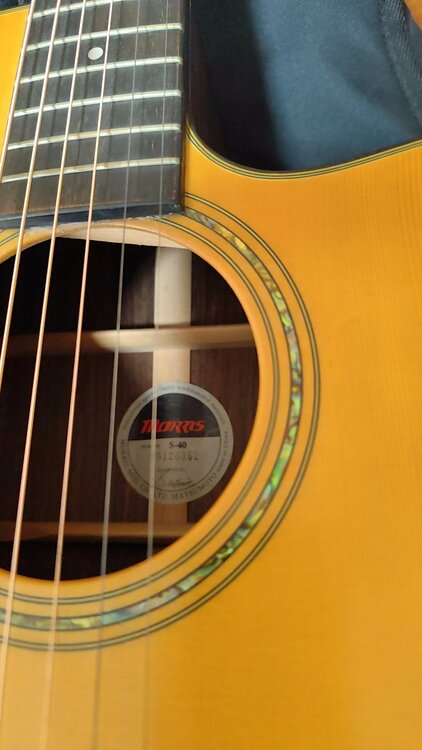 morris s-40（ピアノ・楽器・PA機材）の商品画像 - 査定依頼日：2026年4月14日 - 最高査定価格：5,000円