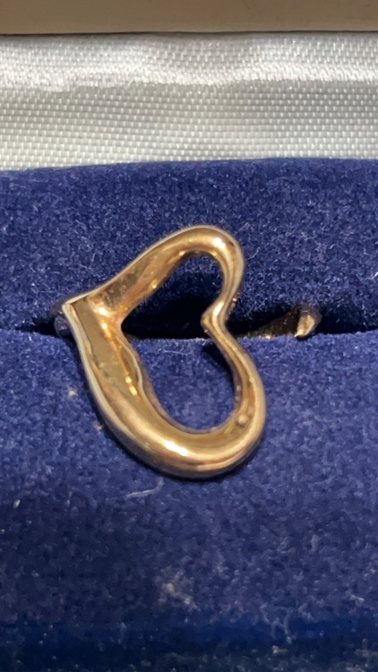 ティファニーオープンハート指輪（金・貴金属）の商品画像 - 査定依頼日：2025年11月27日 - 最高査定価格：145,000円