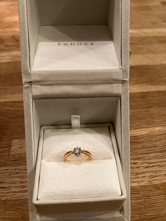 ENUOVE ダイヤモンドリング（宝石）の商品画像 - 査定依頼日：2025年9月9日 - 最高査定価格：200,000円