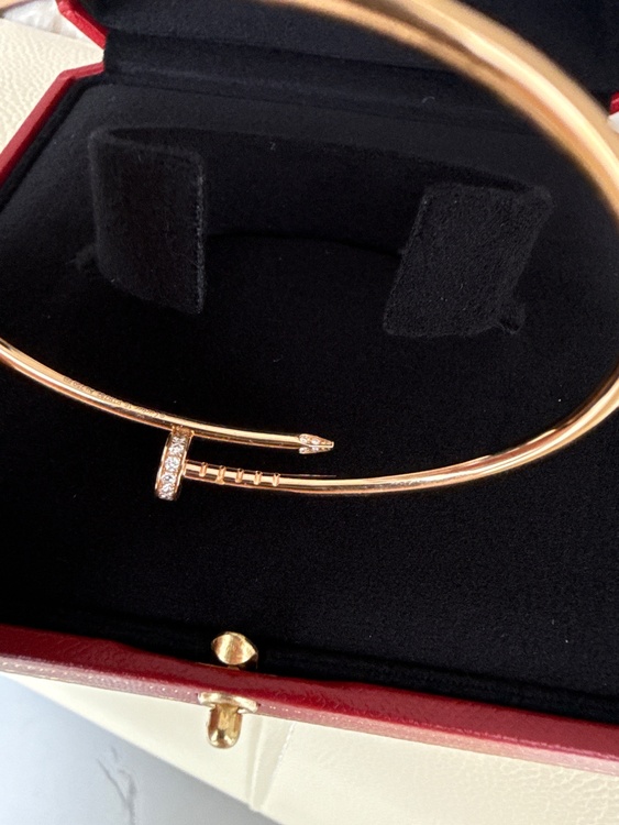 カルティエジュストアンクルスモール（金・貴金属）の商品画像 - 査定依頼日：2026年3月29日 - 最高査定価格：750,000円