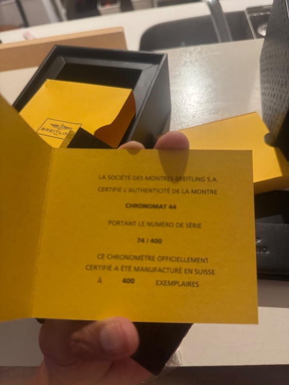 ブライトリング クロノマット W25042（高級時計）の商品画像 - 査定依頼日：2025年7月15日 - 最高査定価格：430,000円