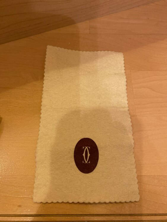 カルティエ小銭入れ（ブランド財布・小物）の商品画像 - 査定依頼日：2025年1月24日