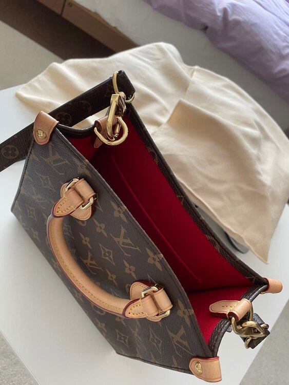 ■ルイ・ヴィトン モノグラム サックプラBB M46265（ブランドバッグ）の商品画像 - 査定依頼日：2025年5月1日 - 最高査定価格：230,000円