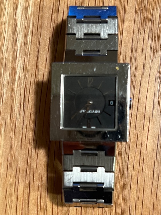 クアドラード デイト（高級時計）の商品画像 - 査定依頼日：2025年6月20日 - 最高査定価格：45,000円