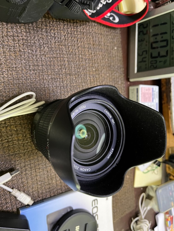 EOS 7D、EF15-85付き（カメラ）の商品画像 - 査定依頼日：2026年5月23日 - 最高査定価格：19,100円