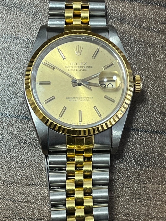 ロレックス デイトジャスト 16233（高級時計）の商品画像 - 査定依頼日：2026年3月30日 - 最高査定価格：960,000円