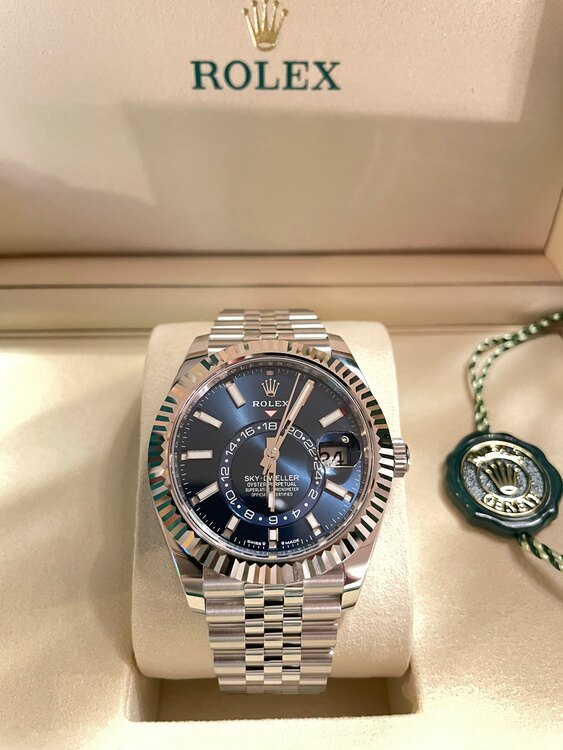 スカイドゥエラー（高級時計）の商品画像 - 査定依頼日：2025年4月3日 - 最高査定価格：3,450,000円