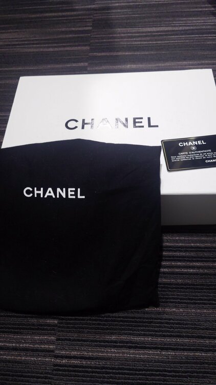 CHANEL ダブルフラップマトラッセ 型番A01112（ブランドバッグ）の商品画像 - 査定依頼日：2026年2月18日 - 最高査定価格：500,000円