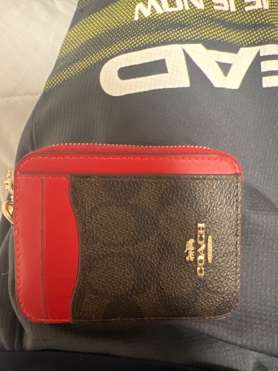 その他 コーチ （ブランドバッグ）の商品画像 - 査定依頼日：2025年9月5日 - 最高査定価格：2,500円