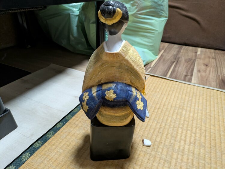 日本人形（美術品・骨董品）の商品画像 - 査定依頼日：2026年1月8日 - 最高査定価格：100,000円