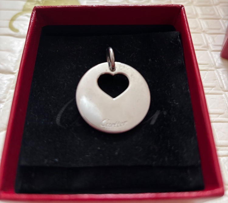 カルティエ ペンダントトップ（金・貴金属）の商品画像 - 査定依頼日：2025年9月13日 - 最高査定価格：3,000円