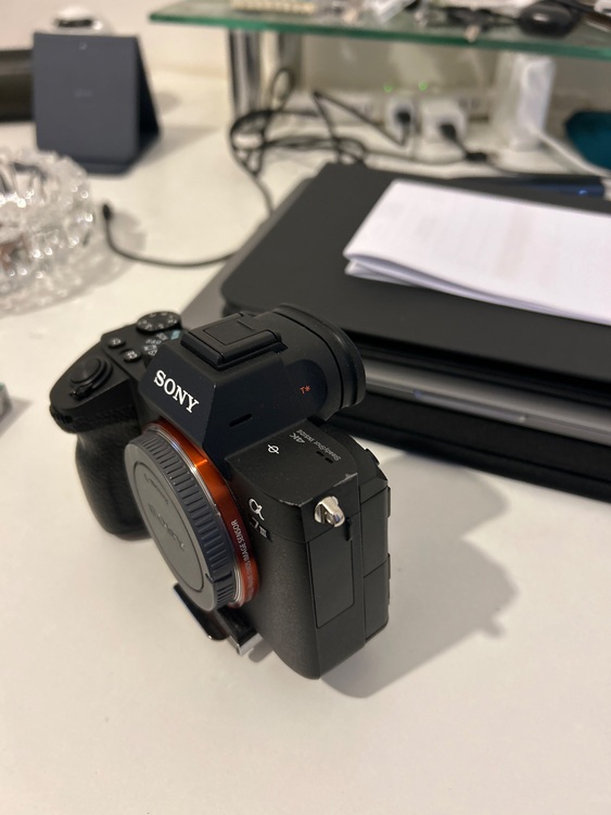 a7Ⅲ（カメラ）の商品画像 - 査定依頼日：2025年10月8日 - 最高査定価格：120,000円