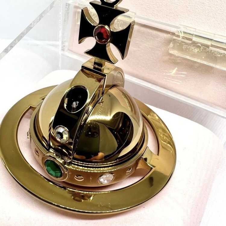 VivienneWestwoodゴールドオーブライター（喫煙具）の商品画像 - 査定依頼日：2026年8月18日 - 最高査定価格：50,000円