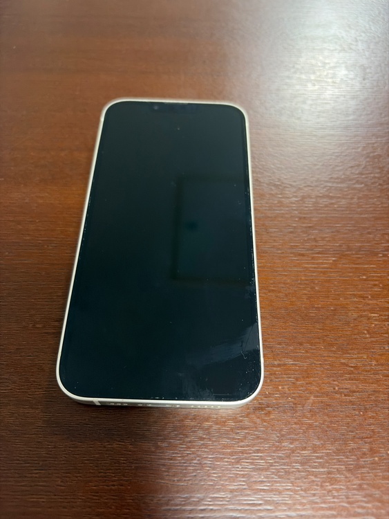 iPhone13（スマホ）の商品画像 - 査定依頼日：2026年1月26日 - 最高査定価格：39,000円