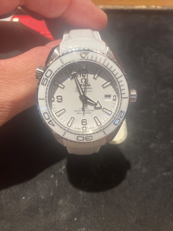 オメガ シーマスター プラチナブレスレット（高級時計）の商品画像 - 査定依頼日：2025年8月15日 - 最高査定価格：620,000円