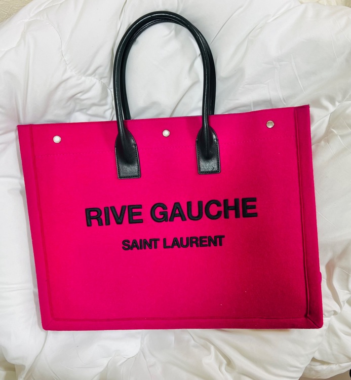 イブサンローラン  （ブランドバッグ）の商品画像 - 査定依頼日：2025年6月16日 - 最高査定価格：70,000円