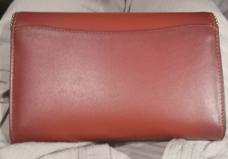 バッグ（ブランドバッグ）の商品画像 - 査定依頼日：2025年7月17日 - 最高査定価格：8,000円