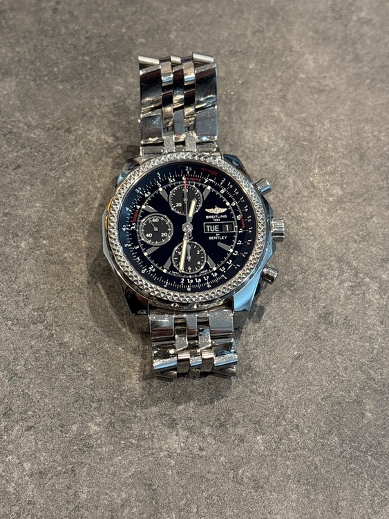 ブライトリング その他 A133622（高級時計）の商品画像 - 査定依頼日：2025年11月5日 - 最高査定価格：450,000円