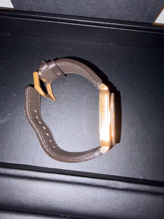 E98-RB6-6ZM（高級時計）の商品画像 - 査定依頼日：2026年2月10日 - 最高査定価格：240,000円