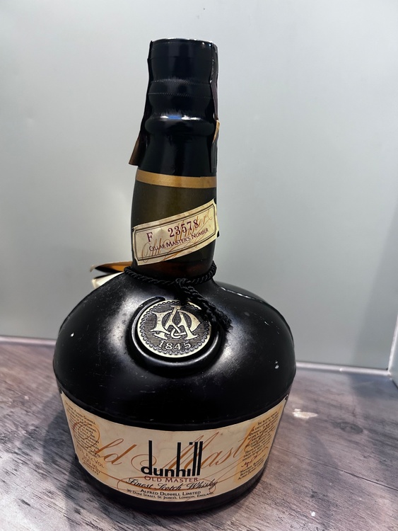 dunhil（お酒）の商品画像 - 査定依頼日：2026年5月31日 - 最高査定価格：4,000円