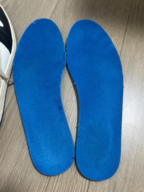 Travis Scott Fragment Nike Air Jordan 1（古着・ファッション）の商品画像 - 査定依頼日：2026年6月16日 - 最高査定価格：100,000円