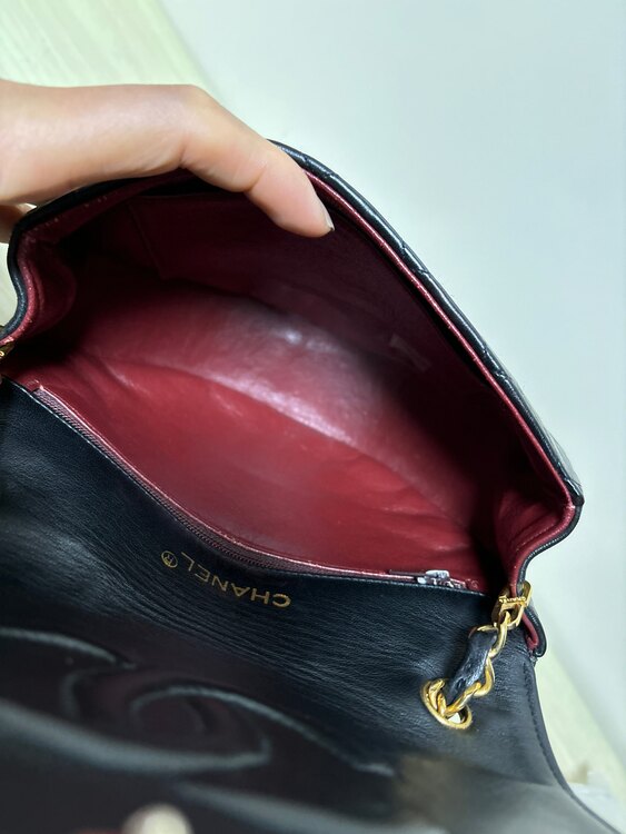 マトラッセチェーンポシェット（ブランドバッグ）の商品画像 - 査定依頼日：2025年1月28日 - 最高査定価格：110,000円