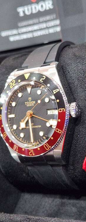 ブラックベイGMT（高級時計）の商品画像 - 査定依頼日：2025年2月11日 - 最高査定価格：530,000円