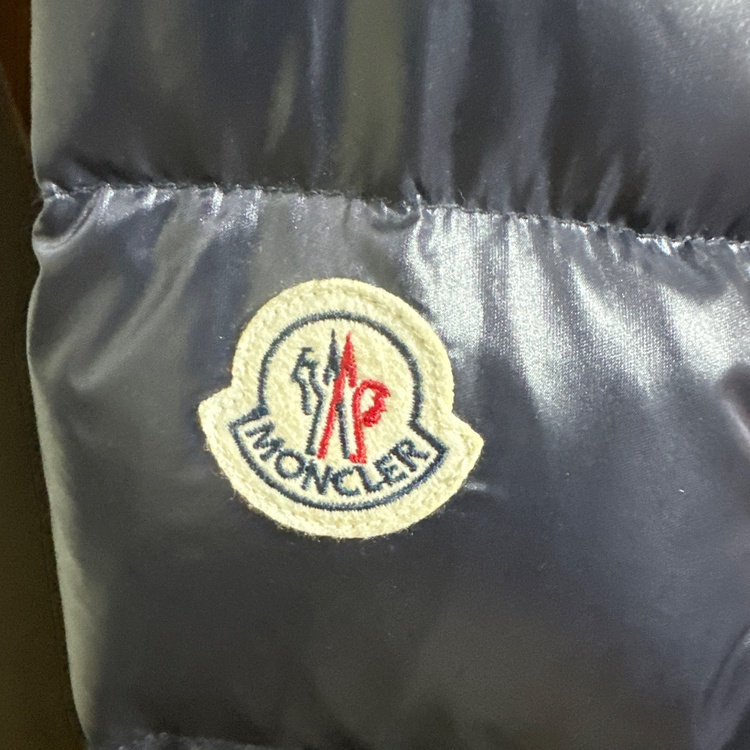 CESAR ダウンジャケット size4（古着・ファッション）の商品画像 - 査定依頼日：2025年12月11日 - 最高査定価格：42,000円