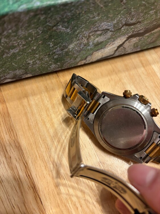 ロレックス デイトナ （高級時計）の商品画像 - 査定依頼日：2024年12月14日 - 最高査定価格：2,300,000円