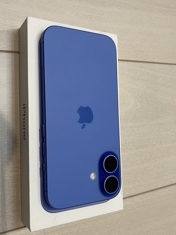 iPhone 16 128GB docomo（スマホ）の商品画像 - 査定依頼日：2026年1月14日 - 最高査定価格：100,000円