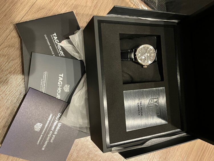 タグホイヤー カレラ （高級時計）の商品画像 - 査定依頼日：2025年3月11日 - 最高査定価格：2,800,000円