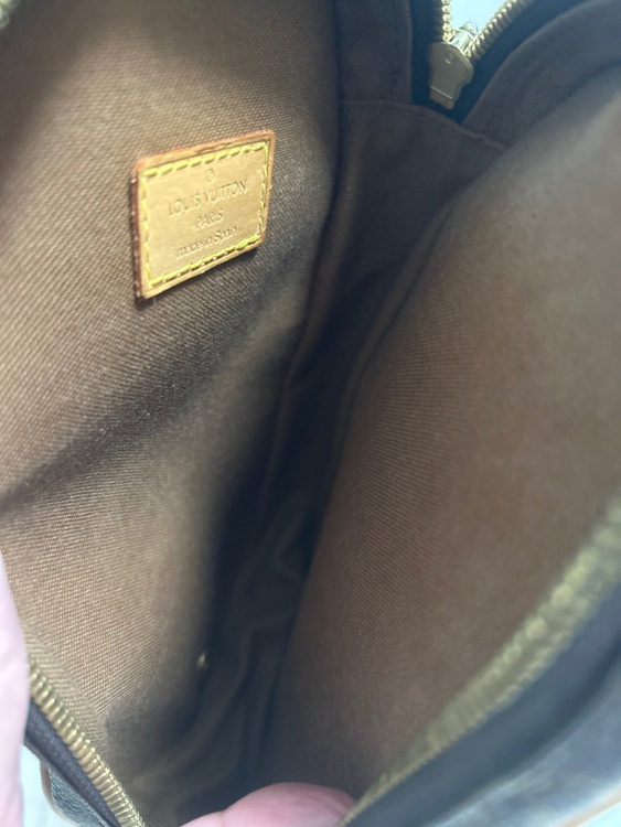 ポシェットガンジュ（ブランドバッグ）の商品画像 - 査定依頼日：2026年2月23日 - 最高査定価格：70,000円